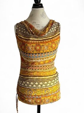 Vintage FUZZI x Ikram Top